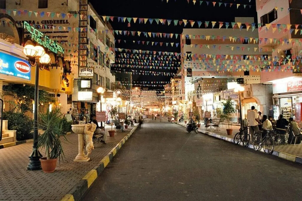 06-2d86deef-94d4-4318-8081-03d86c6046a9_hurghada-city-and-old-town-exploration-private-tour-large_webp