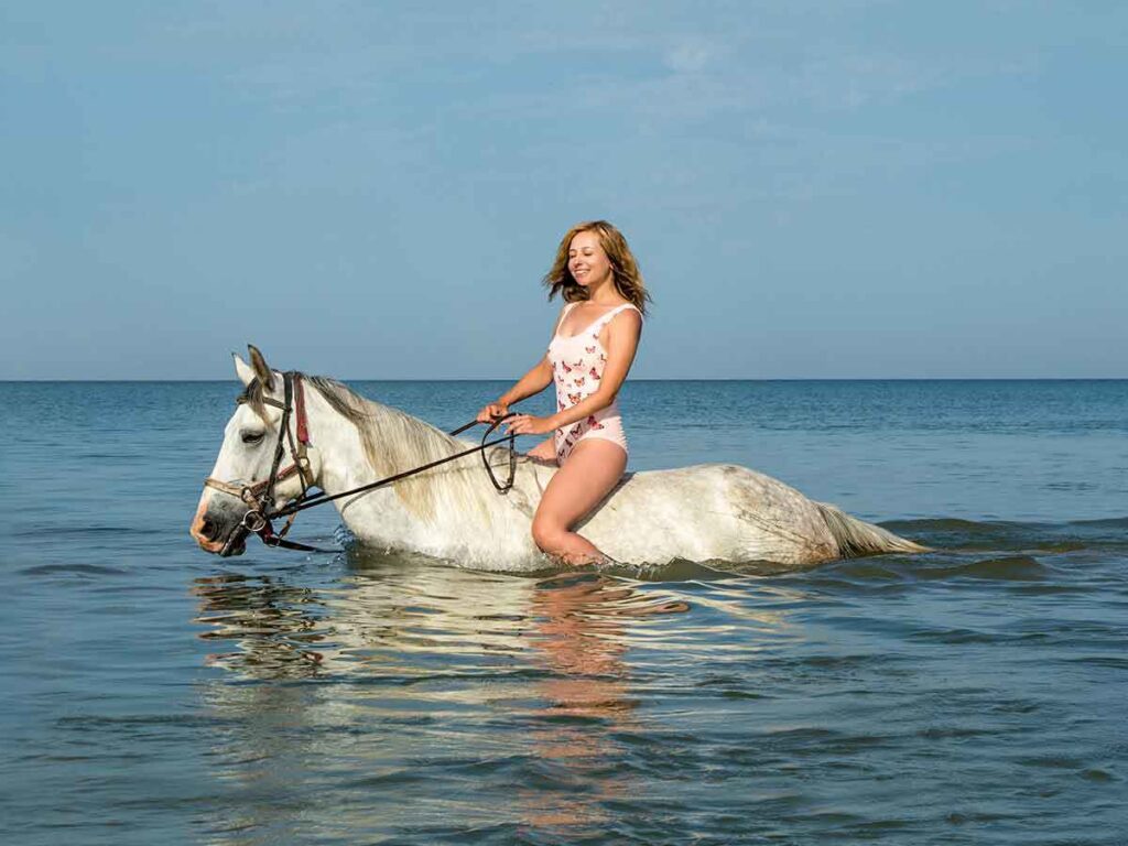 Horse Riding (10)