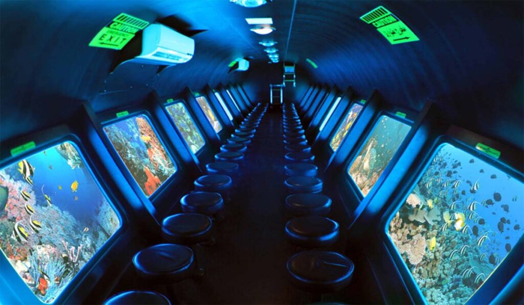 Royal seascope submarine (5)