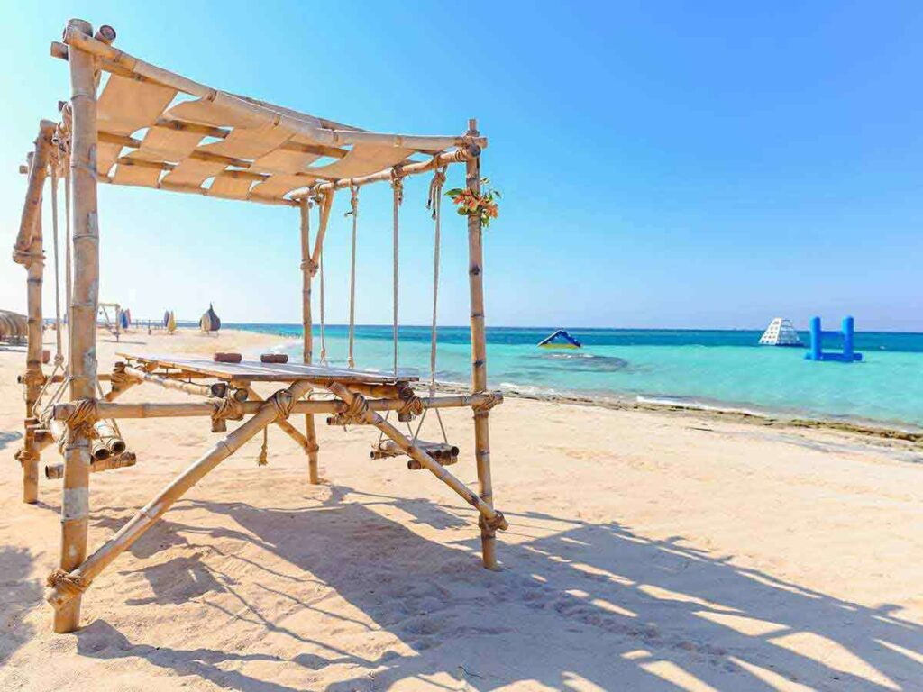 paradise-island-hurghada-beach_lg